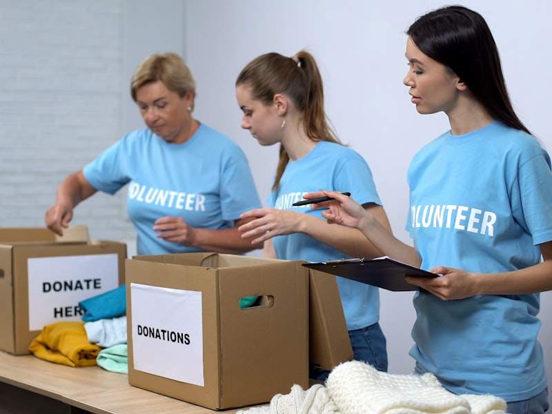 DIY vs Professional Junk Removal in Glendora: Which Is Better?